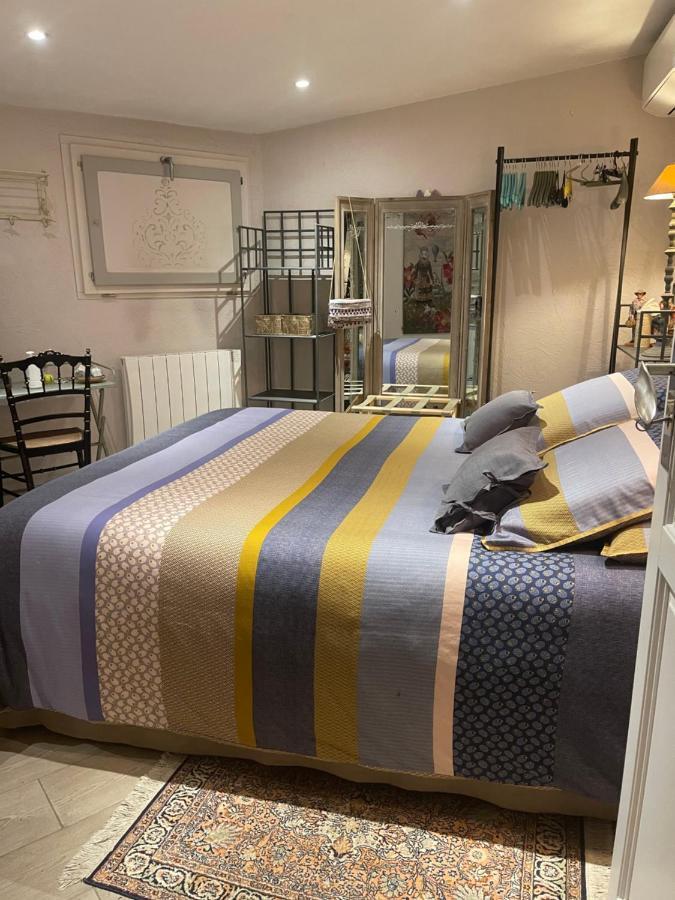 Abeille Bed & Breakfast ว็องส์ ภายนอก รูปภาพ