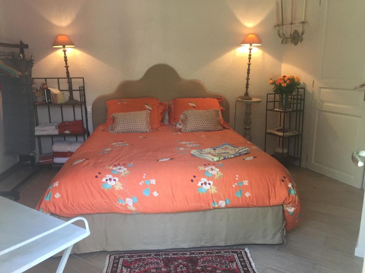 Abeille Bed & Breakfast ว็องส์ ภายนอก รูปภาพ