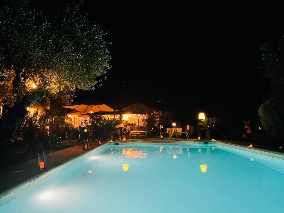 Abeille Bed & Breakfast ว็องส์ ภายนอก รูปภาพ