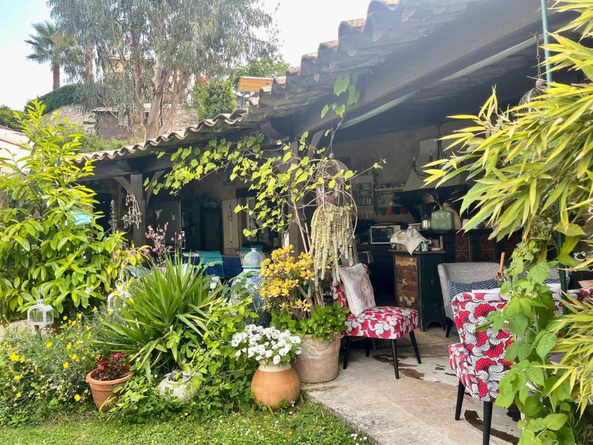 Abeille Bed & Breakfast ว็องส์ ภายนอก รูปภาพ