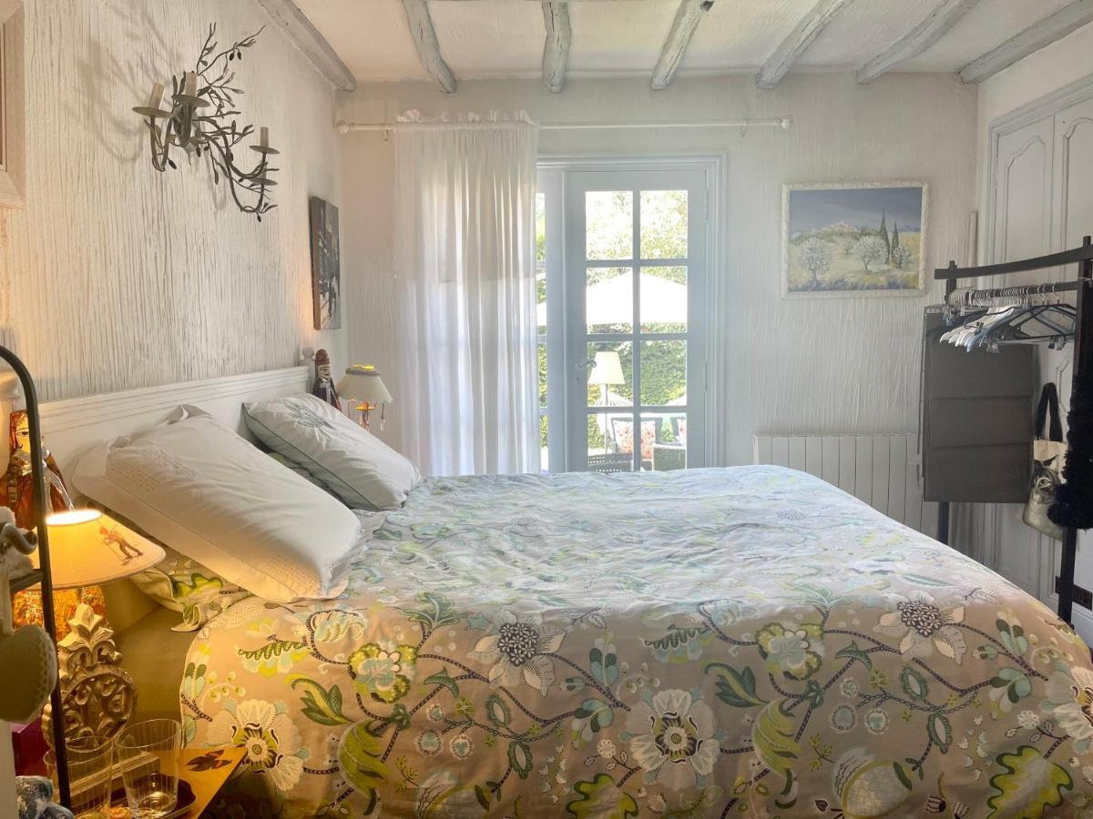 Abeille Bed & Breakfast ว็องส์ ภายนอก รูปภาพ